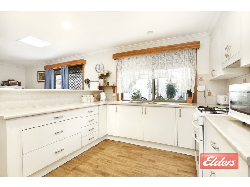 6 Barkley Crescent, Willaston SA 5118