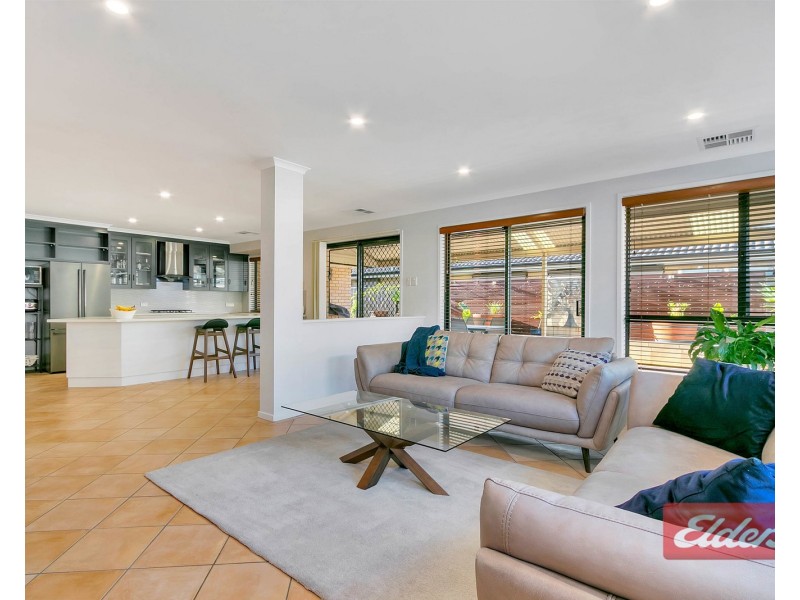 2 Gleeson Grove, Evanston Park SA 5116