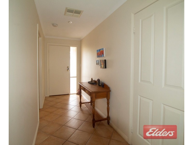 6 Mullen Court, Evanston Park SA 5116