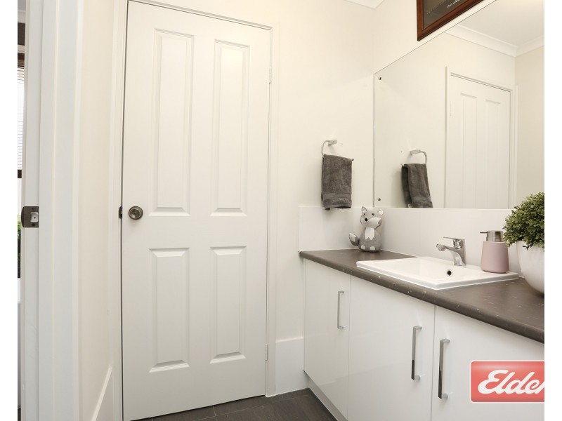 30 Trinity Drive, Evanston Park SA 5116