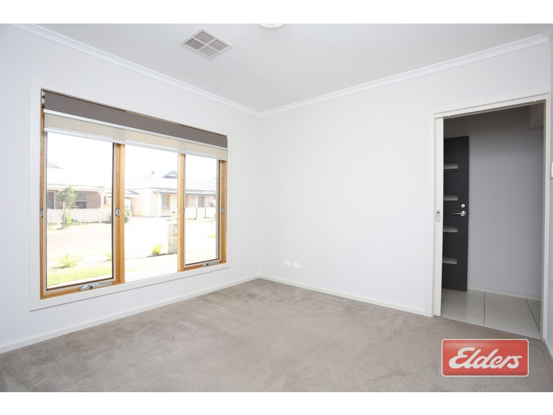 4 Pearce Road, Evanston Gardens SA 5116