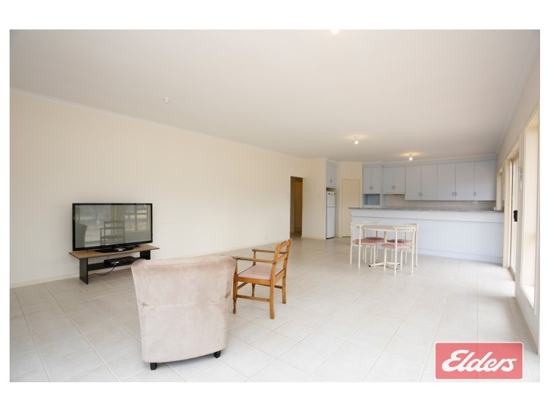 10 James Road, Lewiston SA 5501