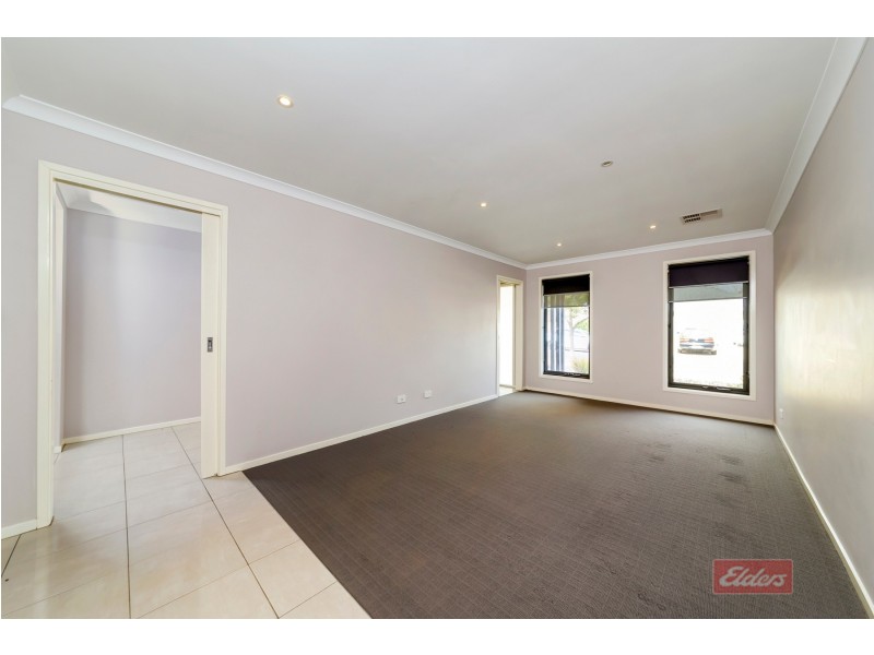 25 Darling Street, Evanston South SA 5116