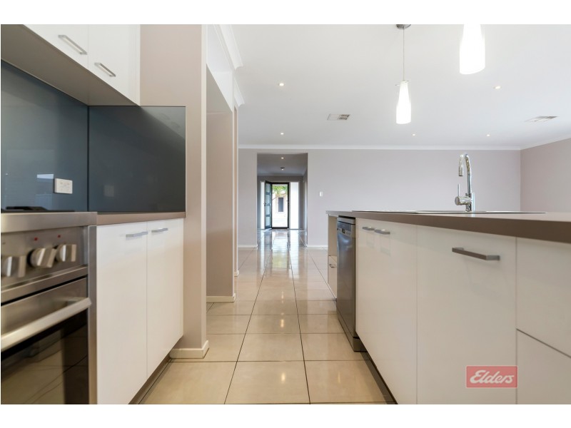 25 Darling Street, Evanston South SA 5116