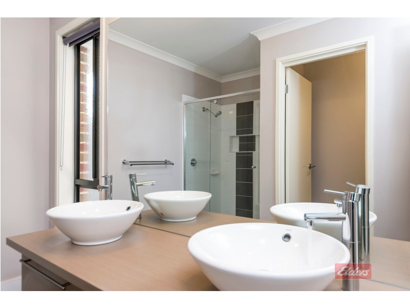 25 Darling Street, Evanston South SA 5116