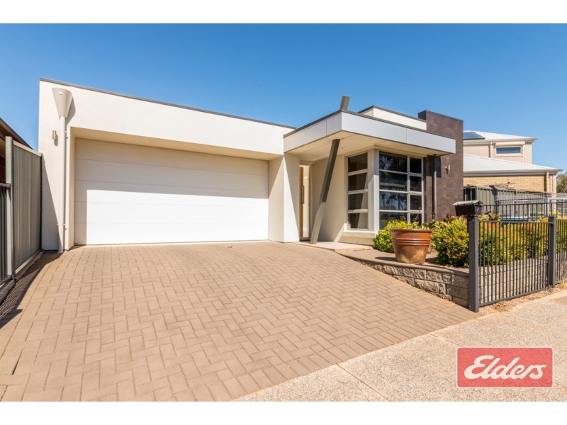 4 Roxburgh Crescent, Blakeview SA 5114