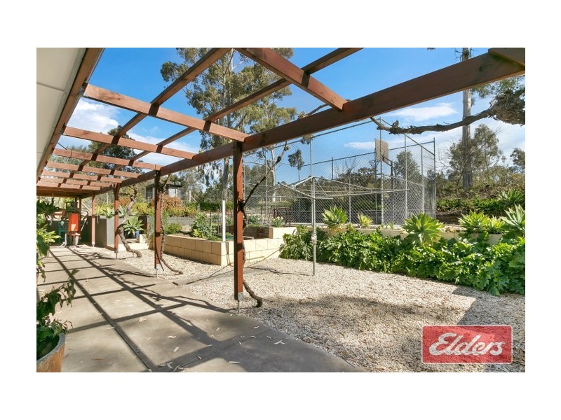 303 Yettie Road, Williamstown SA 5351