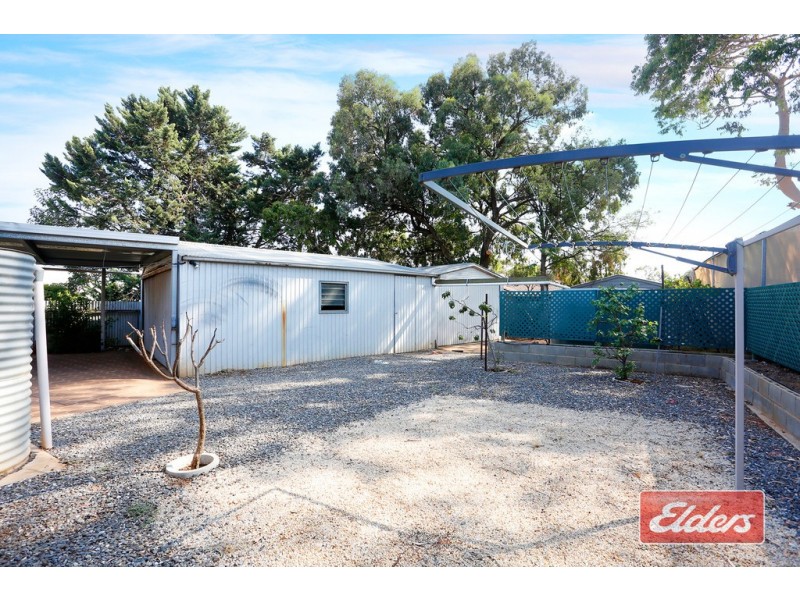 15 St Albans Road, Evanston Park SA 5116