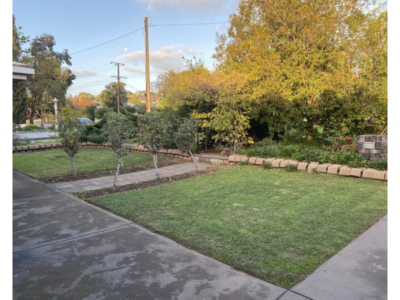 16 JENNIFER STREET, Evanston Park SA 5116