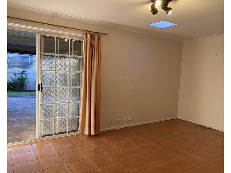 16 JENNIFER STREET, Evanston Park SA 5116