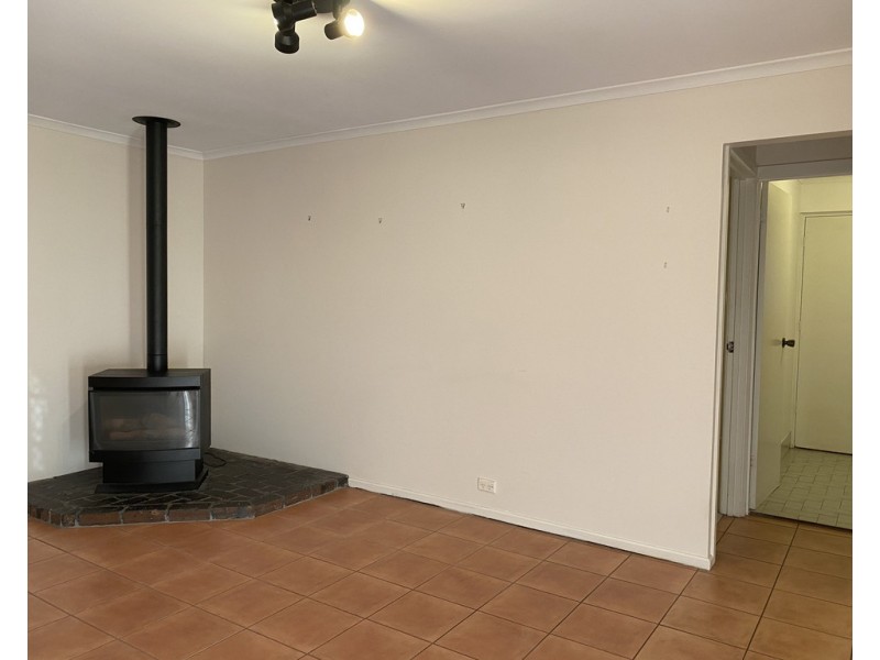 16 JENNIFER STREET, Evanston Park SA 5116