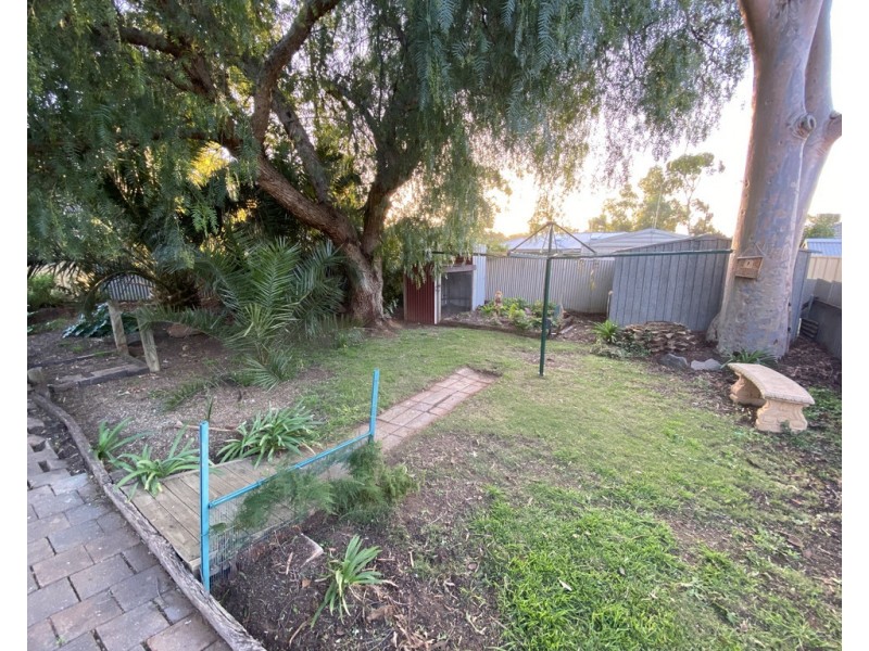 16 JENNIFER STREET, Evanston Park SA 5116