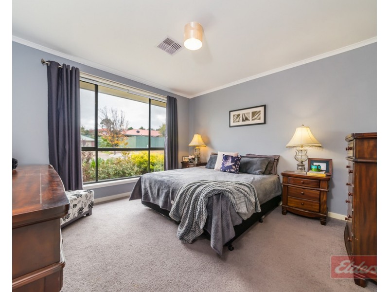 32 William Dyer Drive, Williamstown SA 5351