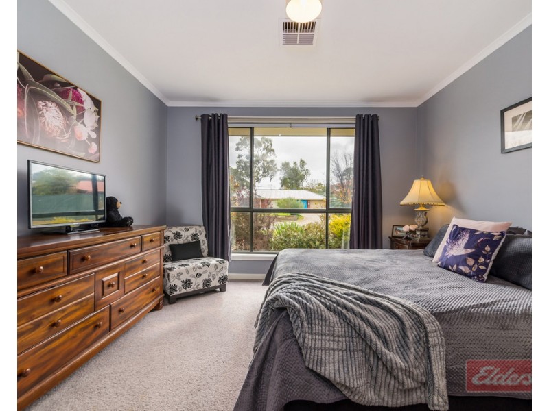 32 William Dyer Drive, Williamstown SA 5351