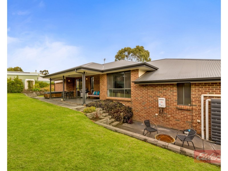 32 William Dyer Drive, Williamstown SA 5351