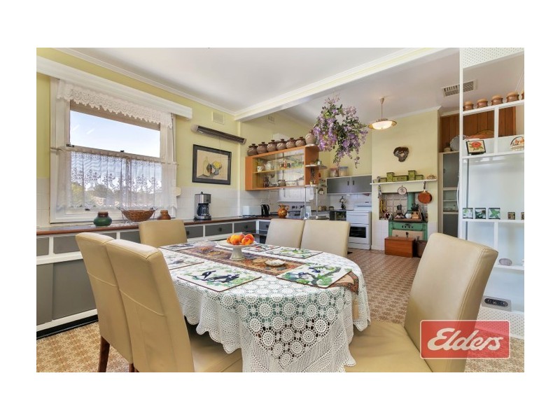 21 Burrows Street, Willaston SA 5118