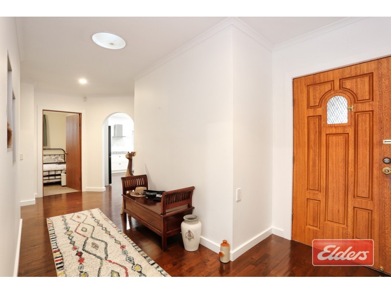 9 Selway Place, Evanston Park SA 5116