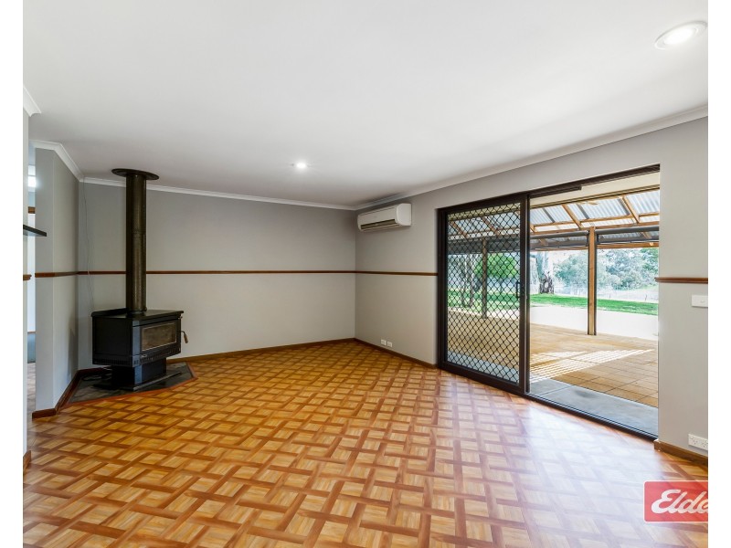 47A Whispering Wall Road, Williamstown SA 5351