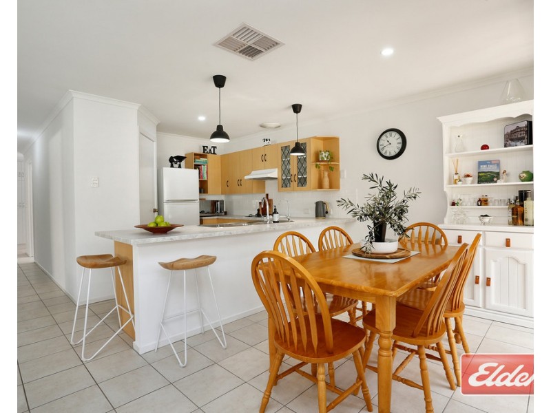 10 Maxwell Court, Evanston Park SA 5116