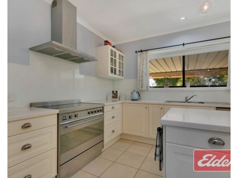 11 Chignell Circuit, Reid SA 5118