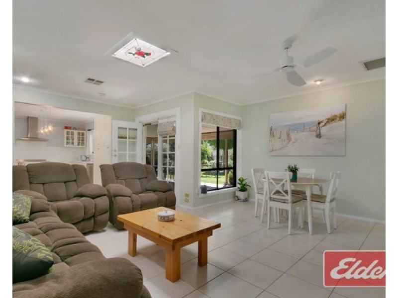 11 Chignell Circuit, Reid SA 5118