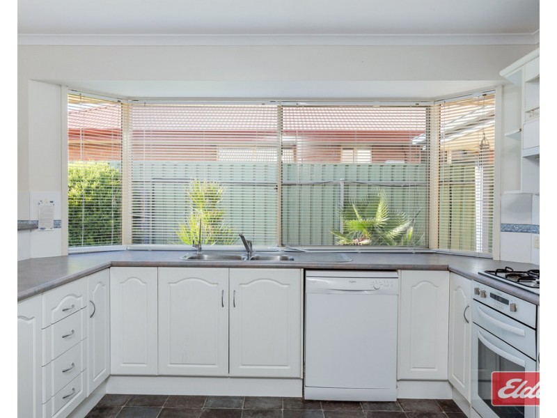 2 Selway Place, Evanston Park SA 5116