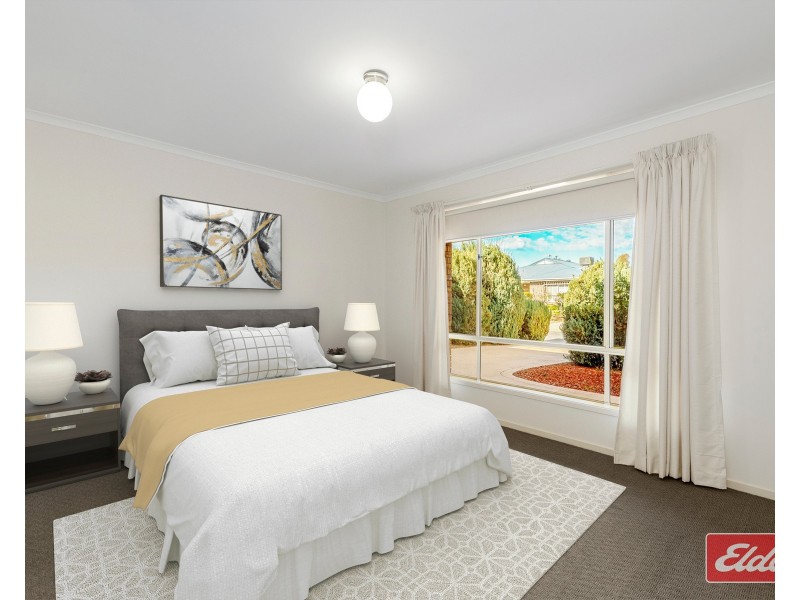 2 Selway Place, Evanston Park SA 5116