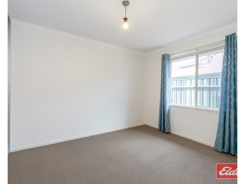 2 Selway Place, Evanston Park SA 5116