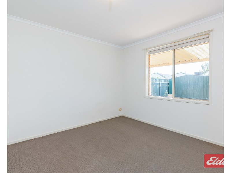 2 Selway Place, Evanston Park SA 5116