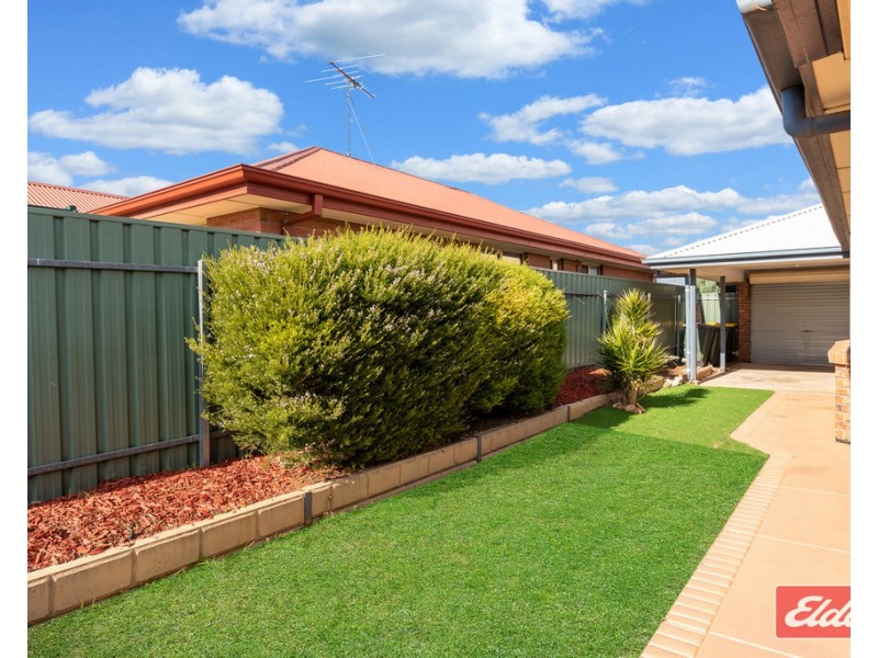 2 Selway Place, Evanston Park SA 5116