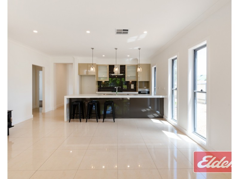 2/38 Mount Crawford Road, Williamstown SA 5351