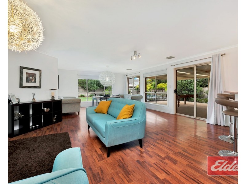 15 Maxwell Court, Evanston Park SA 5116