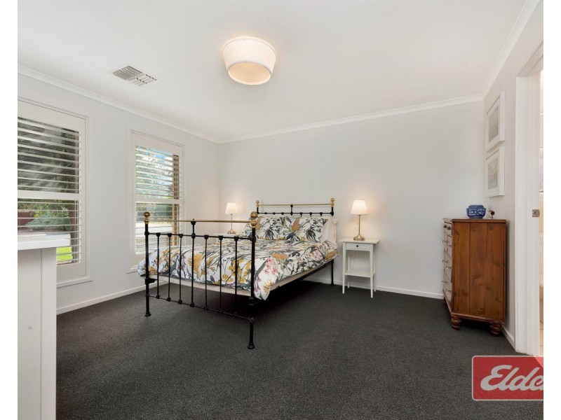 15 Maxwell Court, Evanston Park SA 5116