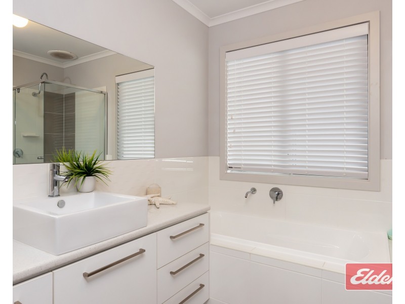 20 Outlook Road, Black Point SA 5571