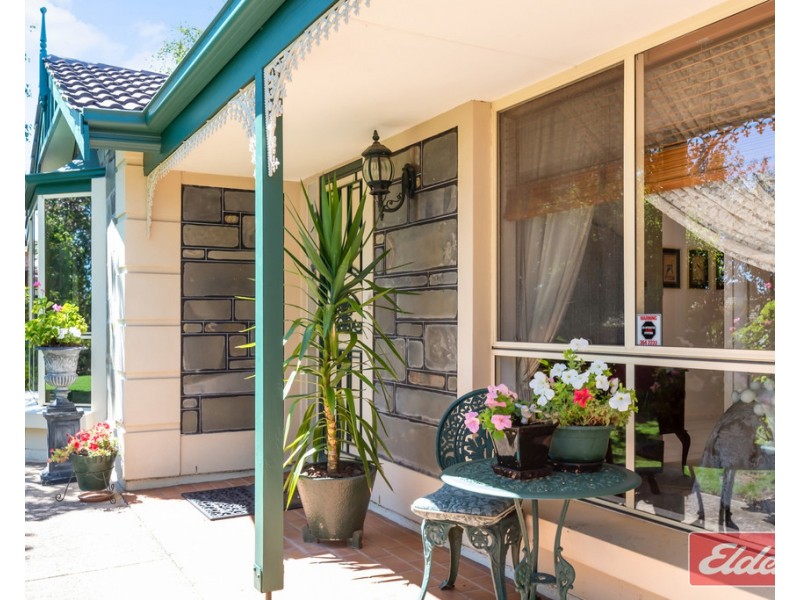 11 John Murray Drive, Williamstown SA 5351