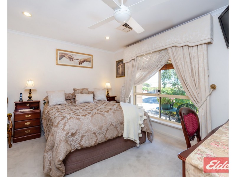 11 John Murray Drive, Williamstown SA 5351