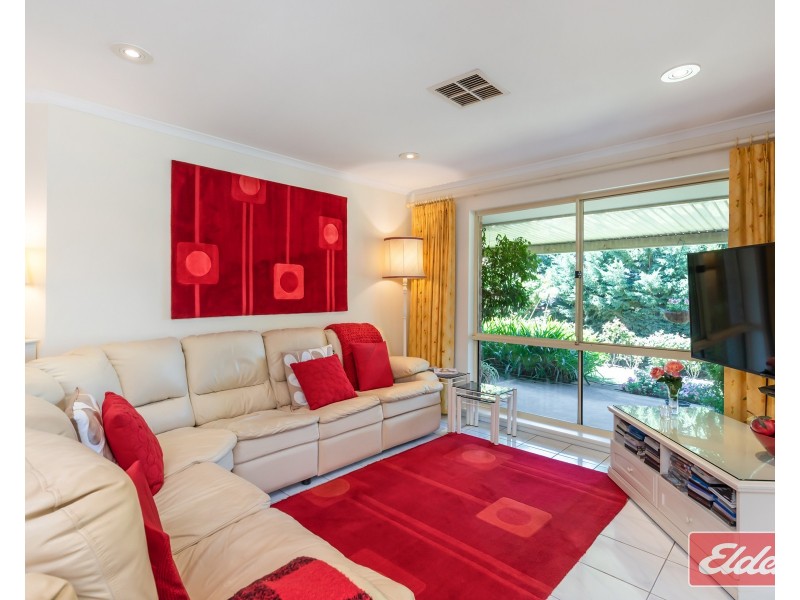 11 John Murray Drive, Williamstown SA 5351