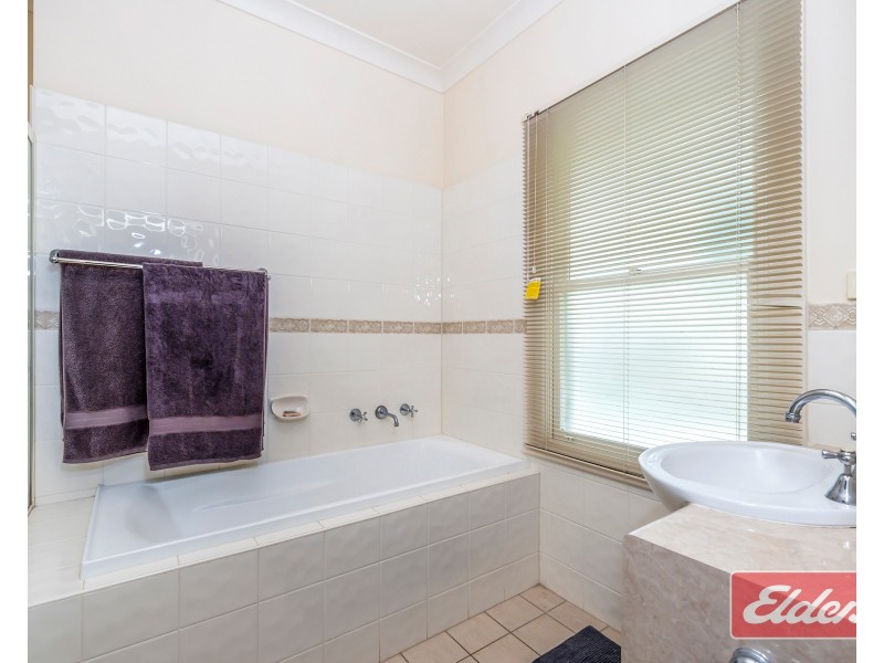 11A Yettie Road, Williamstown SA 5351