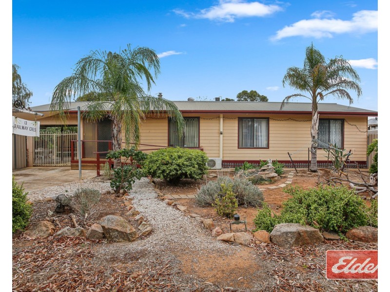13 Railway Crescent, Evanston SA 5116