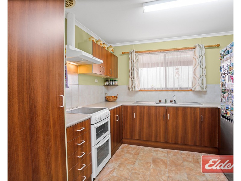 13 Railway Crescent, Evanston SA 5116