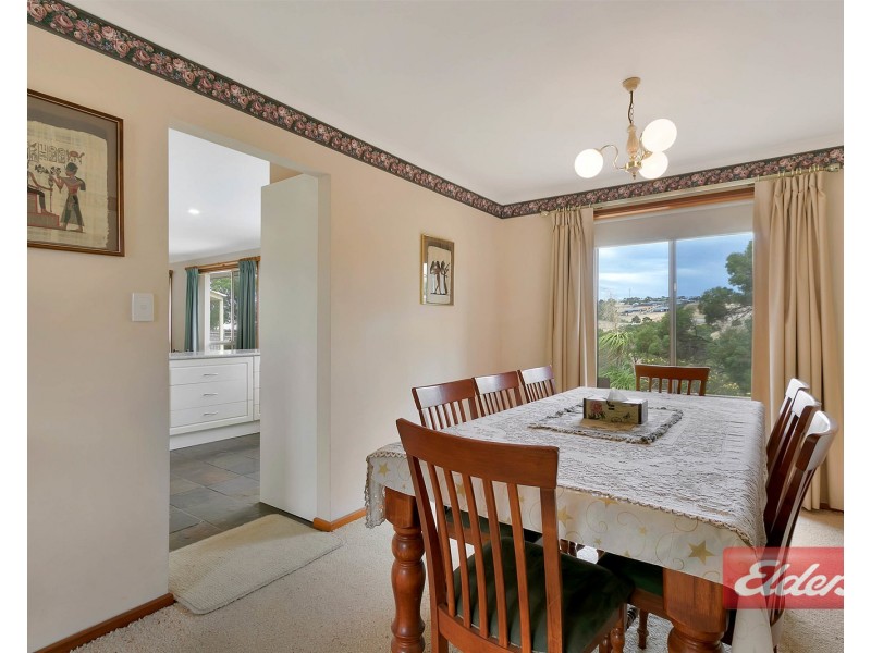 5 HEINRICH STREET, Gawler East SA 5118
