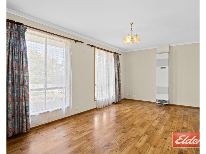 6 Brooks Avenue, Willaston SA 5118