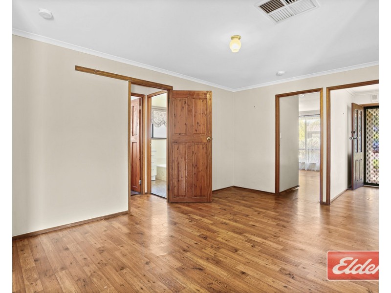 6 Brooks Avenue, Willaston SA 5118