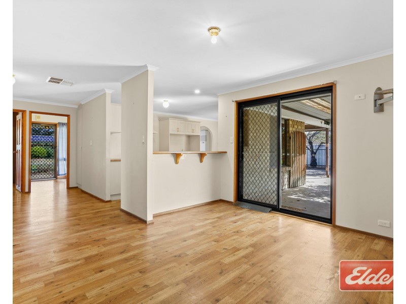 6 Brooks Avenue, Willaston SA 5118