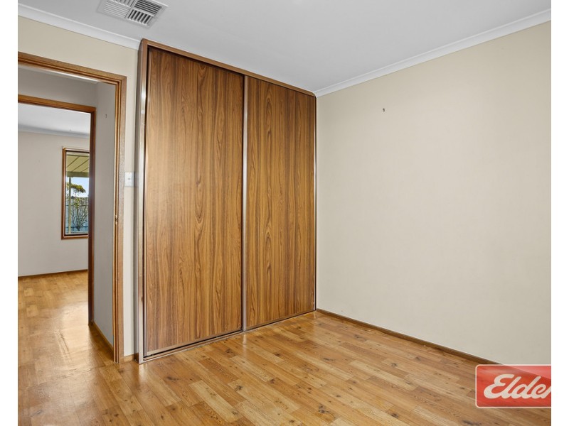 6 Brooks Avenue, Willaston SA 5118