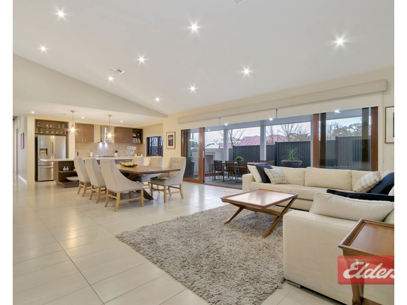 17 Easton Drive, Gawler East SA 5118