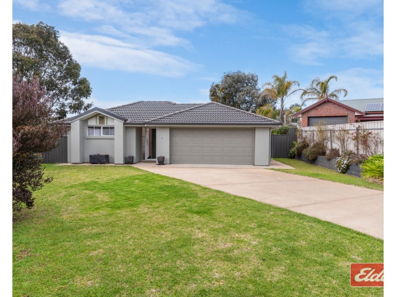 7 John Murray Drive, Williamstown SA 5351