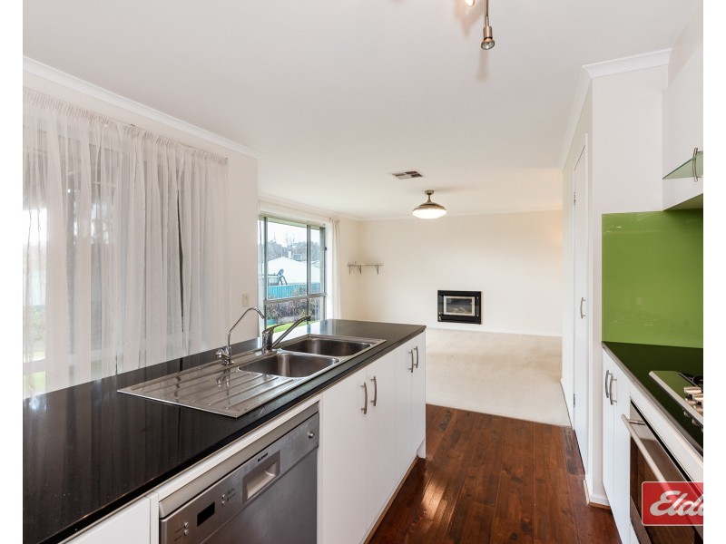 7 John Murray Drive, Williamstown SA 5351