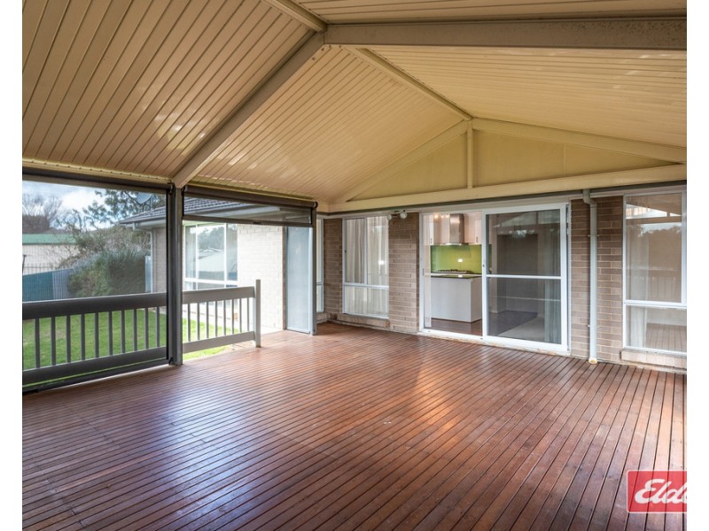 7 John Murray Drive, Williamstown SA 5351