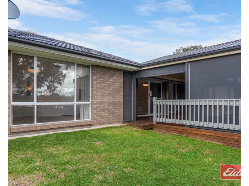7 John Murray Drive, Williamstown SA 5351